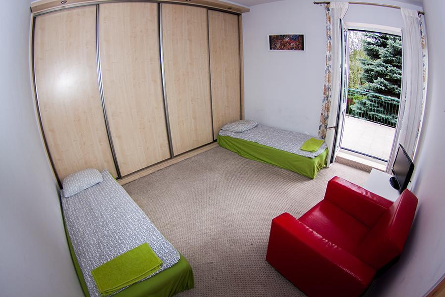 Wilanowska Hostel Warsaw Exterior photo