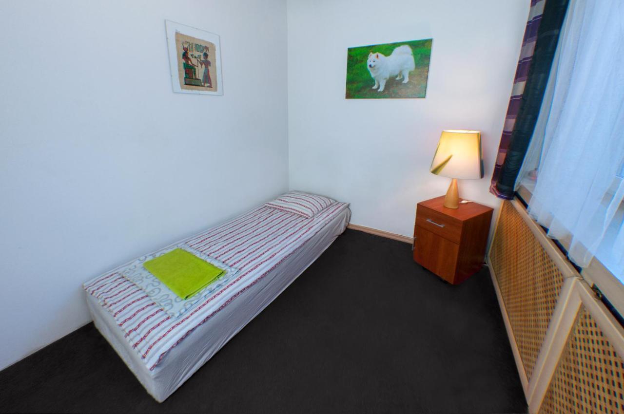 Wilanowska Hostel Warsaw Exterior photo